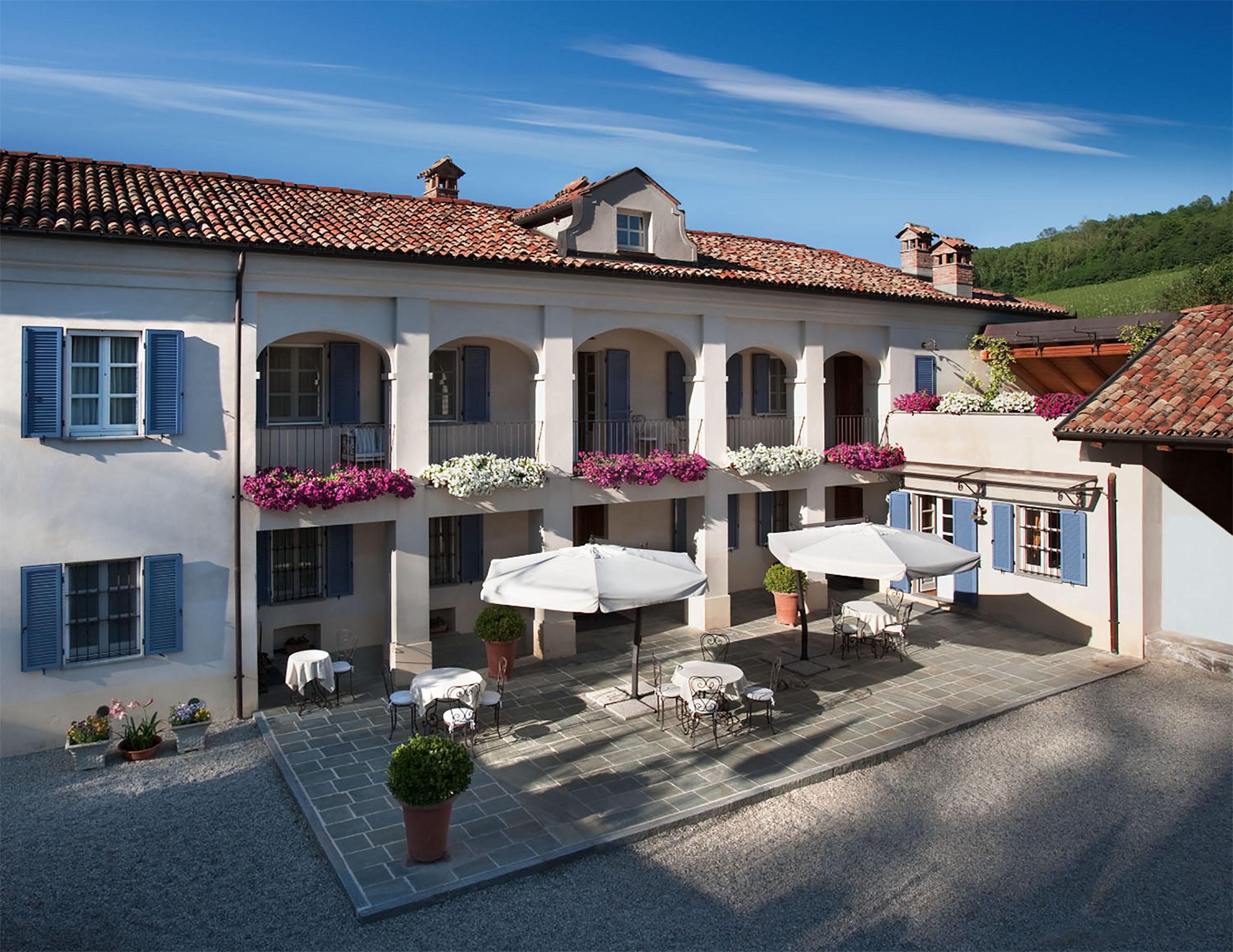 Marcarini Agriturismo Neviglie Екстер'єр фото