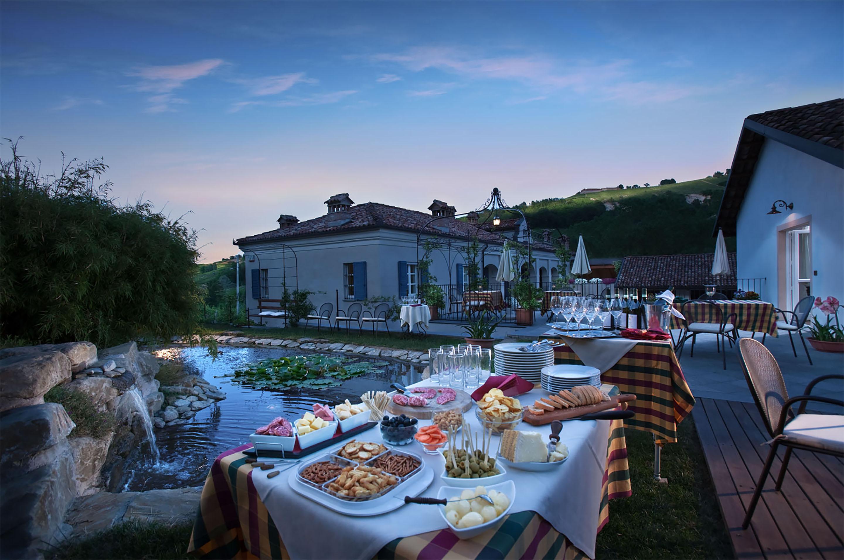 Marcarini Agriturismo Neviglie Екстер'єр фото